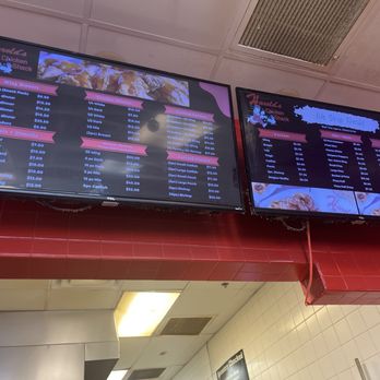 Harold’s Chicken - This is the menu and show you what they just wanna eat - Chicken Wings Near Me - Phoenix, Arizona