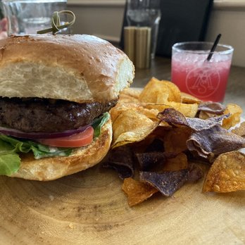 Maverick Distilling - The burger - Distilleries Near Me - San Antonio, Texas