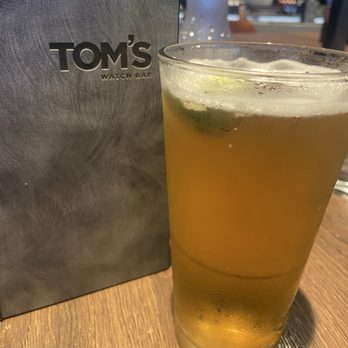 Tom's Watch Bar - Sports Bars Near Me - Sacramento, California