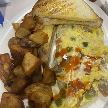 Jesse's Place - Veggie Omelette - New American Near Me - Norfolk, Virginia