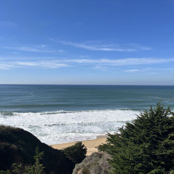 Gray Whale Cove State Beach - Beaches Near Me - Half Moon Bay, California