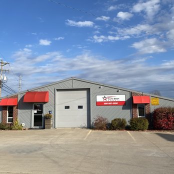 Auto Body Experts - Auto Glass Services Near Me - Boonville, Missouri