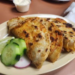 El Sabor de El Salvador - Birria tacos