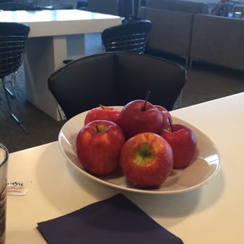 British Airways Galleries Lounge / Oneworld Lounge - Fruits & ice cream are your only option if you are on a later flight - Airport Lounges Near Me - Munich, BY British Airways Galleries Lounge / Oneworld Lounge - Fruits & ice cream are your only option if you are on a later flight - Airport Lounges Near Me - Munich, BY