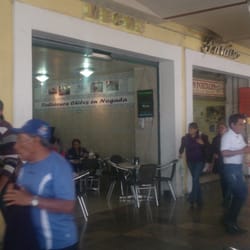 Tortas Meche - Entrada del restaurante