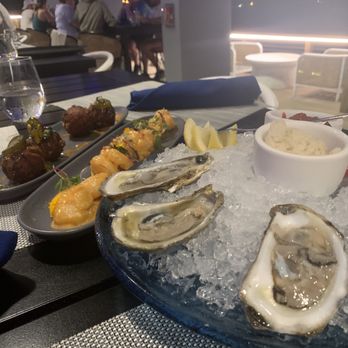 Waterfront - Oceanside beignets, Thai shrimp, oysters - Lounges Near Me - Stuart, Florida Waterfront - Oceanside beignets, Thai shrimp, oysters - Lounges Near Me - Stuart, Florida