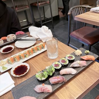 Sushi Ran - Premium sushi, sushi plate, salmon citrus roll - Sushi Bars Near Me - Sausalito, California