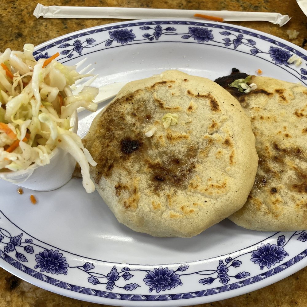 La Flor De Michoacan - Popusas revueltas are sooooo good!! - Salvadoran Near Me - Sacramento, California La Flor De Michoacan - Popusas revueltas are sooooo good!! - Salvadoran Near Me - Sacramento, California