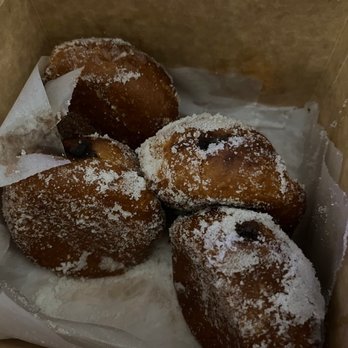 Leonard's Bakery - Bakeries Near Me - Honolulu, Hawaii Leonard's Bakery - Bakeries Near Me - Honolulu, Hawaii