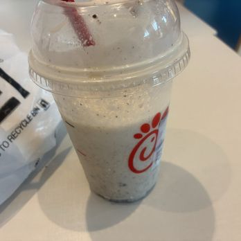 Chick-fil-A - Oreo milkshake so good she's a thick one - Fast Food Near Me - Virginia Beach, Virginia Chick-fil-A - Oreo milkshake so good she's a thick one - Fast Food Near Me - Virginia Beach, Virginia