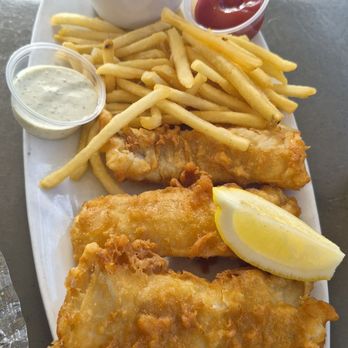 Oceanside Broiler - Fish and chips really the only salvageable entree here - Seafood Near Me - Oceanside, California Oceanside Broiler - Fish and chips really the only salvageable entree here - Seafood Near Me - Oceanside, California