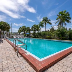 Best Western Plus North Miami/Bal Harbour - Outdoor Pool