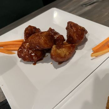 Aircraft Grill - Boneless chicken wings - Barbeque Near Me - Moline, Illinois Aircraft Grill - Boneless chicken wings - Barbeque Near Me - Moline, Illinois