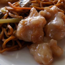 Best Wok - Coconut chicken, vegetable lo mein and crab wonton.