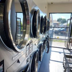 Grace Laundromat