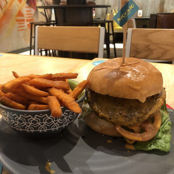 Nando's - Avo Goodness veggie patty with sweet potato chips - Portuguese Near Me - Sydney, NSW Nando's - Avo Goodness veggie patty with sweet potato chips - Portuguese Near Me - Sydney, NSW