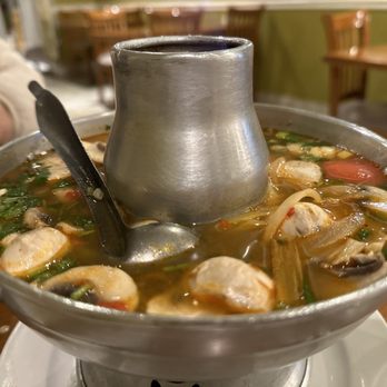 Rose Garden - Tom Tom-Yum-Gung - Thai Near Me - Vacaville, California