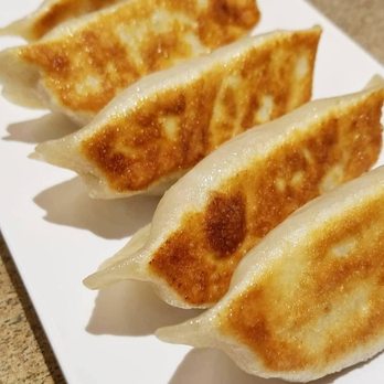 369 Shanghai Dim Sum - Pot stickers (5 for $6.50) - Dim Sum Near Me - Markham, Ontario