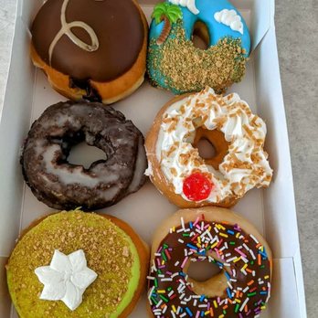 Krispy Kreme Doughnuts - Donuts Near Me - Delta, British Columbia Krispy Kreme Doughnuts - Donuts Near Me - Delta, British Columbia