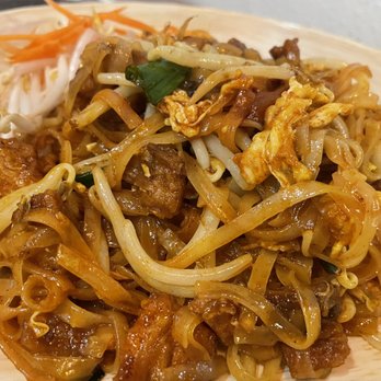 Siam Station - Pad Thai with crispy pork - Thai Near Me - Irvine, California