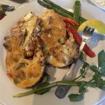 Dal Rae Restaurant - Lobster Thermidor - Steakhouses Near Me - Pico Rivera, California Dal Rae Restaurant - Lobster Thermidor - Steakhouses Near Me - Pico Rivera, California