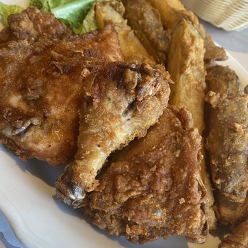 Chi Chi's Pizza - Half chicken dinner - Pizza Near Me - Northridge, California Chi Chi's Pizza - Half chicken dinner - Pizza Near Me - Northridge, California