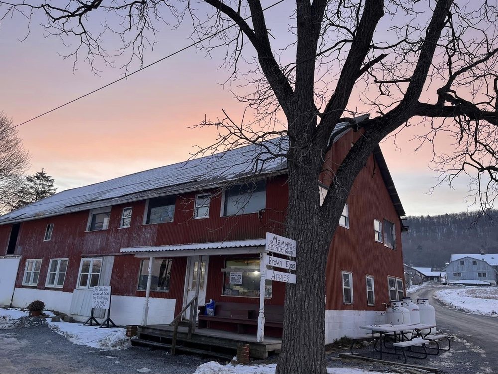 Mammy's Donut Shop Logo