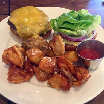 Barnes & Noble Kitchen - Brisket burger with best baked potato/fries - baked then flash fried in rice oil for that crunchy outer deliciousness! - New American Near Me - Folsom, California Barnes & Noble Kitchen - Brisket burger with best baked potato/fries - baked then flash fried in rice oil for that crunchy outer deliciousness! - New American Near Me - Folsom, California