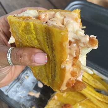 Gastropark - PLATANO fish sandwich , so yummy - Food Trucks Near Me - Mayaguez, Puerto Rico