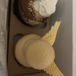 Salted Caramel Cupcake