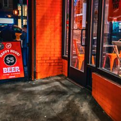 G's Cheesesteaks - Entrance