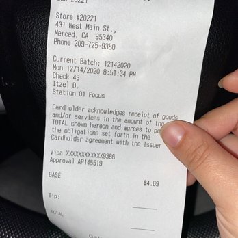 Cold Stone Creamery - a hand holding a receipt - Ice Cream & Frozen Yogurt Near Me - Merced, California Cold Stone Creamery - a hand holding a receipt - Ice Cream & Frozen Yogurt Near Me - Merced, California