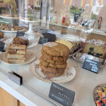 Overlook Bakery - Yumm cookies - Desserts Near Me - Woodstock, New York Overlook Bakery - Yumm cookies - Desserts Near Me - Woodstock, New York
