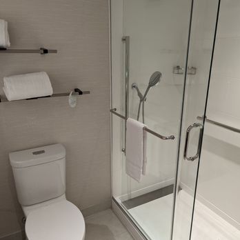 Delta Hotels Vancouver Delta - Hotels Near Me - Delta, British Columbia Delta Hotels Vancouver Delta - Hotels Near Me - Delta, British Columbia