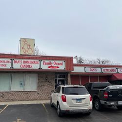 Dan's Homemade Candies - Outside shot