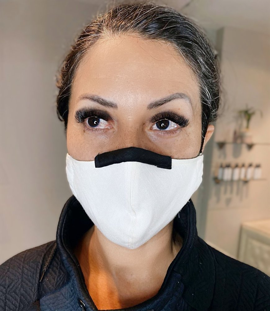 Groovy Lash by Khiana Logo