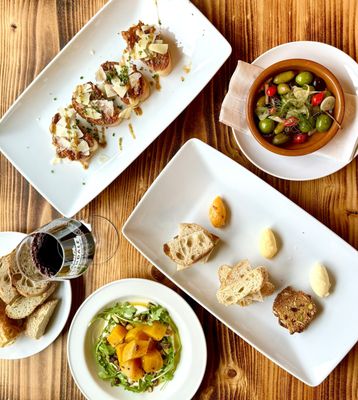 South Lyndale Wine Bar & Deli by null