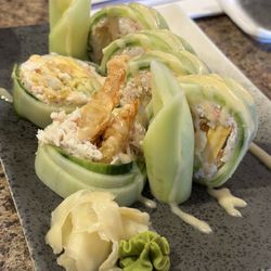 Yamako Japanese Restaurant - Lotus roll