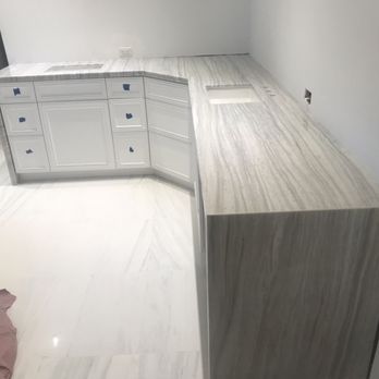 Terrastone - Master bath vanity top with waterfall sides - General Contractors Near Me - Miami, Florida Terrastone - Master bath vanity top with waterfall sides - General Contractors Near Me - Miami, Florida