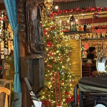 Casa Tina - Dining room - Mexican Near Me - Dunedin, Florida Casa Tina - Dining room - Mexican Near Me - Dunedin, Florida