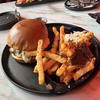 General Admission - DOUBLE-DOUBLE SMASH BURGER FRIES - TRUFFLE - Sports Bars Near Me - Las Vegas, Nevada General Admission - DOUBLE-DOUBLE SMASH BURGER FRIES - TRUFFLE - Sports Bars Near Me - Las Vegas, Nevada