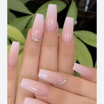 Lien Spa & Nails - Waxing Near Me - Highwood, Illinois Lien Spa & Nails - Waxing Near Me - Highwood, Illinois