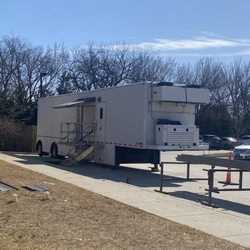 Envision Imaging of McKinney - This is envision imaging MRI machine located in the parking lot.