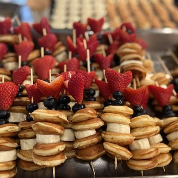 Bay Area Taco Catering - Mini pancake, catering with bananas, strawberries, and blueberry delicious - Caterers Near Me Bay Area Taco Catering - Mini pancake, catering with bananas, strawberries, and blueberry delicious - Caterers Near Me