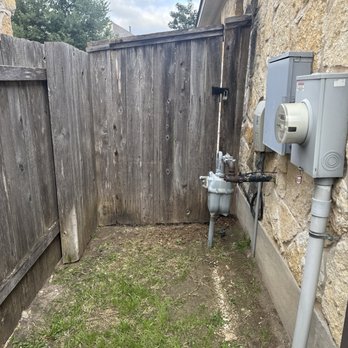 Custom Crafters - Fence- before - Decks & Railing Near Me