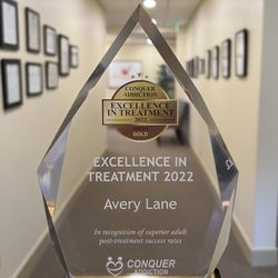 Avery Lane - A Healing Center for Women - Avery Lane was awarded Best Treatment Outcomes in the U.S. in 2022! We pride ourselves with providing the highest level of care!