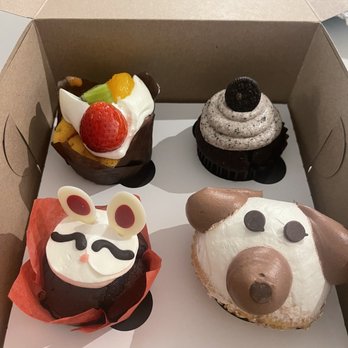 Honu Bakery - Bakeries Near Me - Honolulu, Hawaii