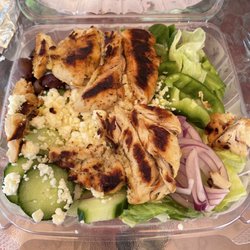 Greek salad with grilled chicken. Holy yum! I love that they pour their dressings as opposed to packets, packets are a deal breaker for me.