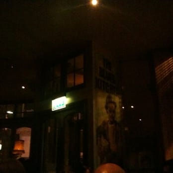The Blues Kitchen - Bars Near Me - London, XGL