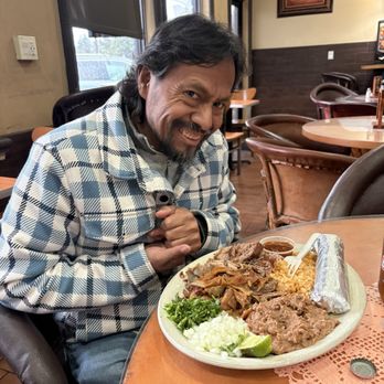 Carnitas El Bajio - Combo 1 with mixed carnitas order! - Mexican Near Me - Modesto, California Carnitas El Bajio - Combo 1 with mixed carnitas order! - Mexican Near Me - Modesto, California
